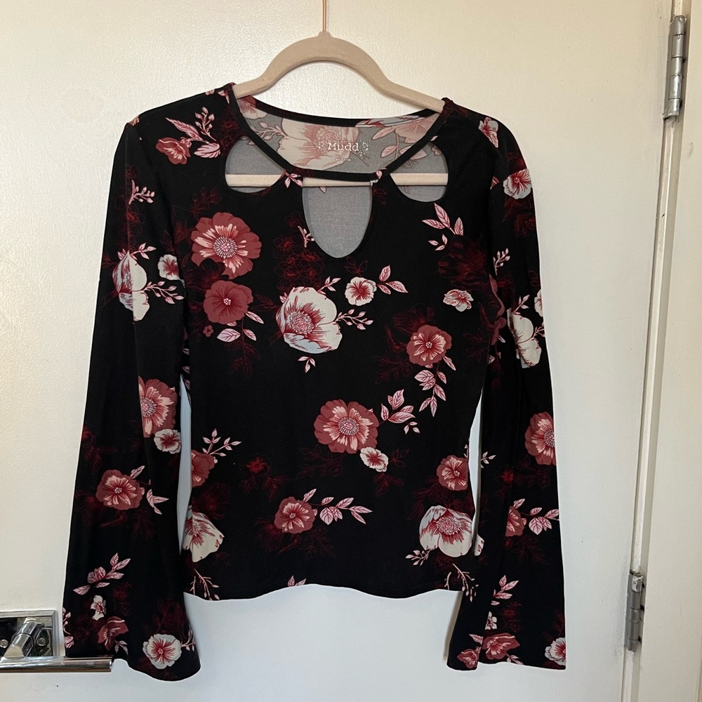 Floral longsleeve shirt